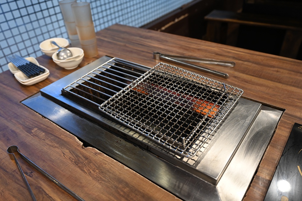 高雄唯一活泰國蝦吃到飽！野饌燒肉 楠梓店 活泰國蝦＆和牛吃到飽 新鮮現撈泰國蝦、哈根達斯冰淇淋吃到飽、火烤兩吃！