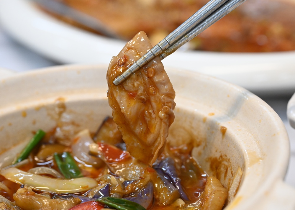 高雄川菜料理。蜀府掌櫃｛原川味蜀府陳師傅｝ 創意四川料理、家常菜、2022米其林必比登推介！