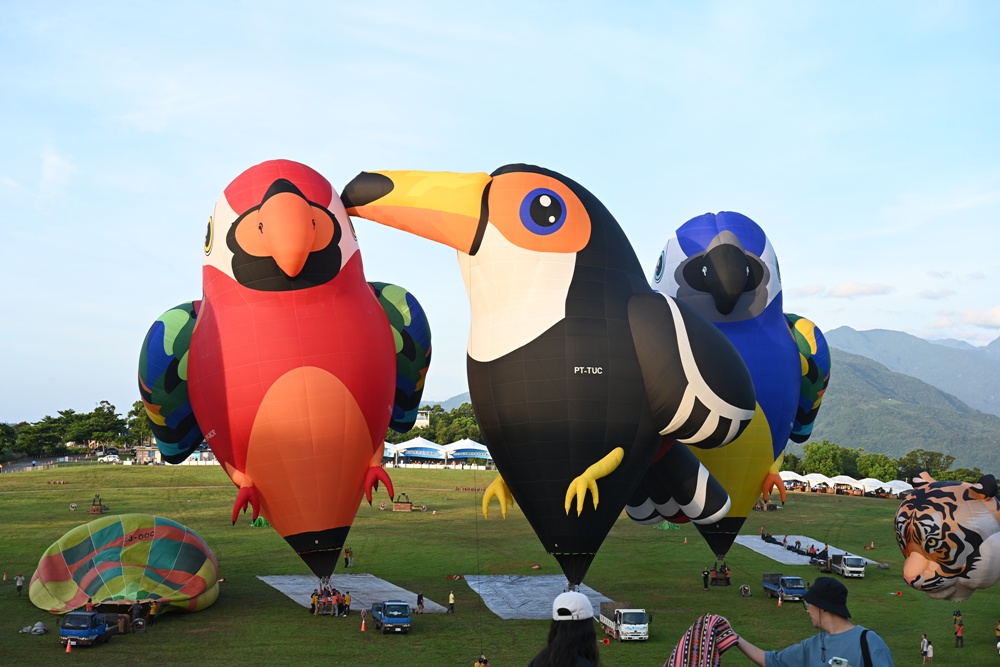2025台東熱氣球！哆啦A夢熱氣球在台東 到8/21！還有哆啦A夢扭蛋集章活動！