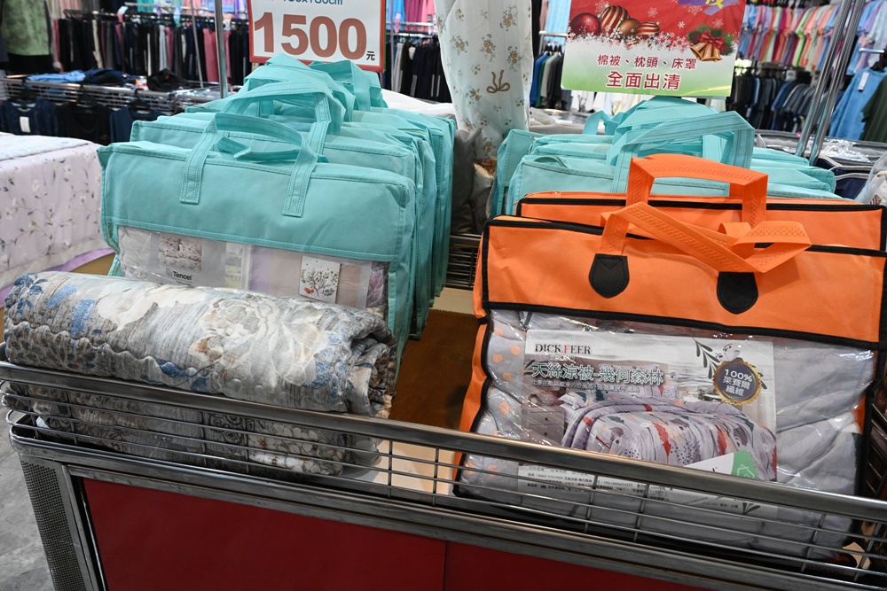 屏東東港特賣會。多寶商行寢具特賣會 寢具工廠直營、天絲寢具、40支、60支天絲床包、床罩組、涼感冰絲被、記憶枕、破盤出清2折起！