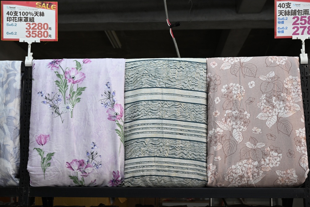 屏東東港特賣會。多寶商行寢具特賣會 寢具工廠直營、天絲寢具、40支、60支天絲床包、床罩組、涼感冰絲被、記憶枕、破盤出清2折起！