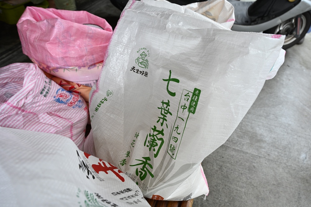 想拍老城文青風？鳳山三民路佛具街、家具街必去職人工藝景點！