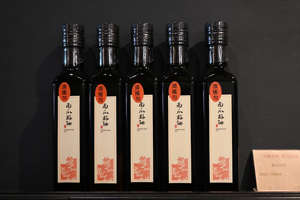 想拍老城文青風？鳳山三民路佛具街、家具街必去職人工藝景點！