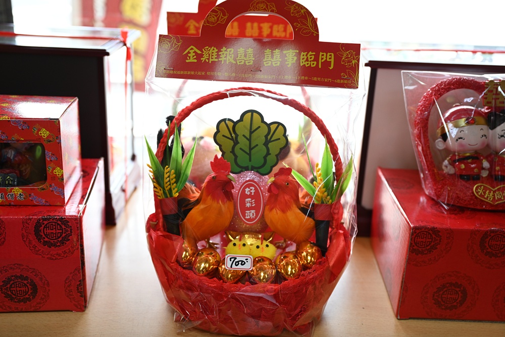 想拍老城文青風？鳳山三民路佛具街、家具街必去職人工藝景點！