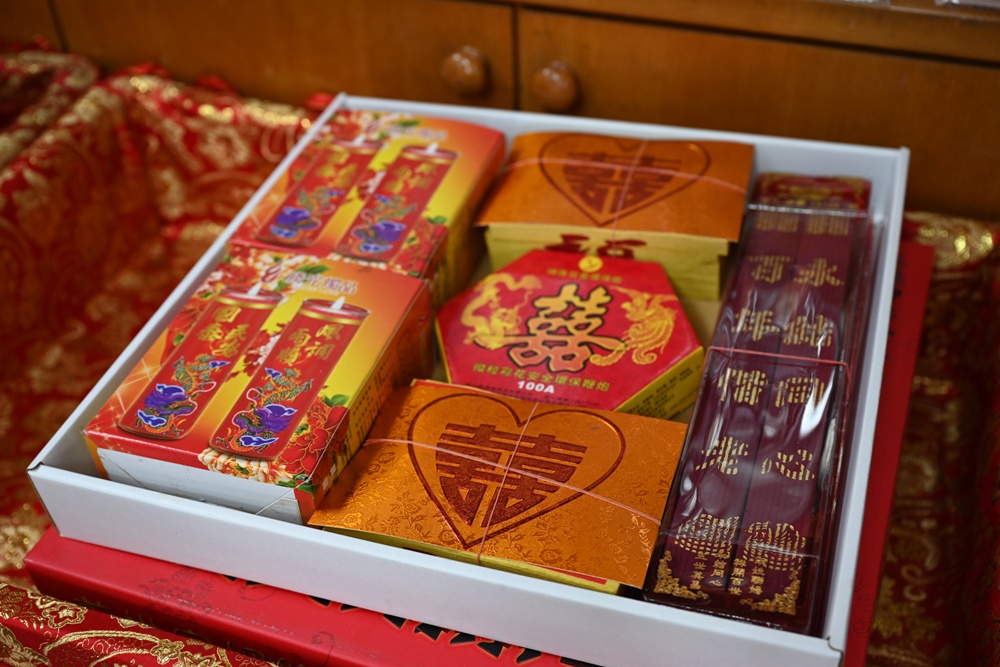 想拍老城文青風？鳳山三民路佛具街、家具街必去職人工藝景點！