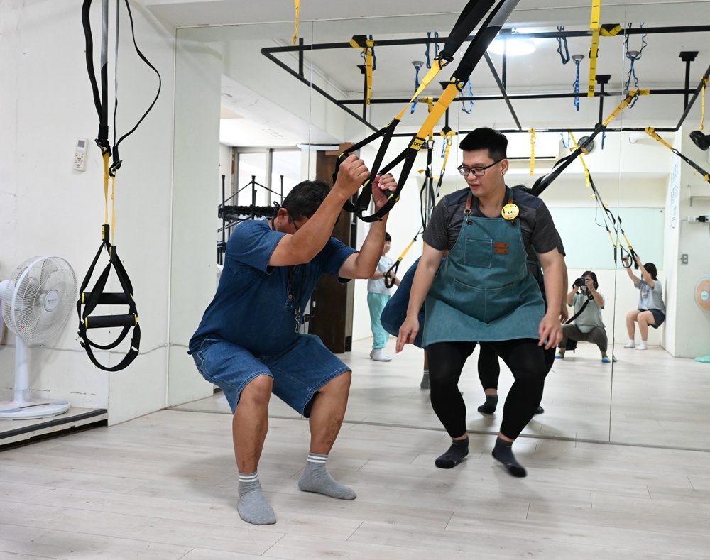 綠色河堤‧高雄永續商圈｜優質店家、美食與親子景點一日遊！