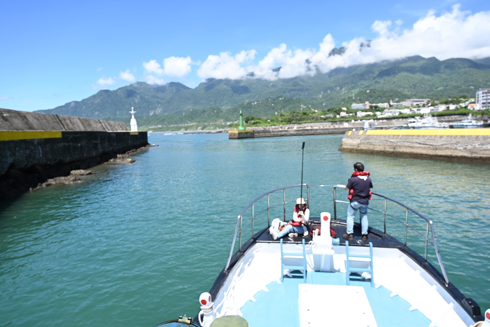 台東成功港｜跟著晉領號賞鯨豚 海洋環境教室！