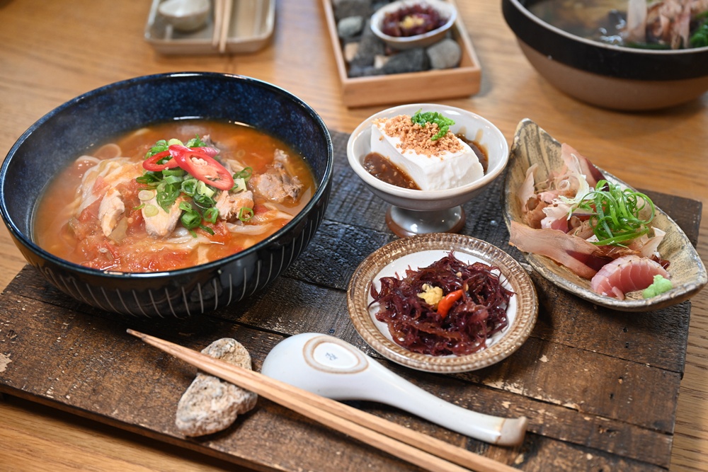 台東成功海銀行｜一甲子的老字號銀行改造特色風味職人餐廳 在地風味佳餚！