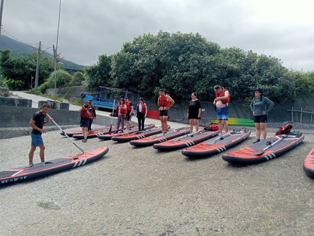 台東達魯岸獨木舟.立槳sup|立槳 SUP 初體驗、石雨傘奇岩與天然火山泥之旅! 台東達魯岸獨木舟.立槳sup|立槳 SUP 初體驗、石雨傘奇岩與天然火山泥之旅!