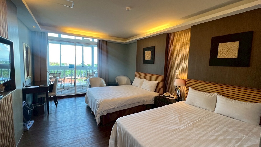 台東成功鎮 3天2夜小旅行｜日出、月光海、立槳SUP、賞鯨、在地海鮮美食與文化！