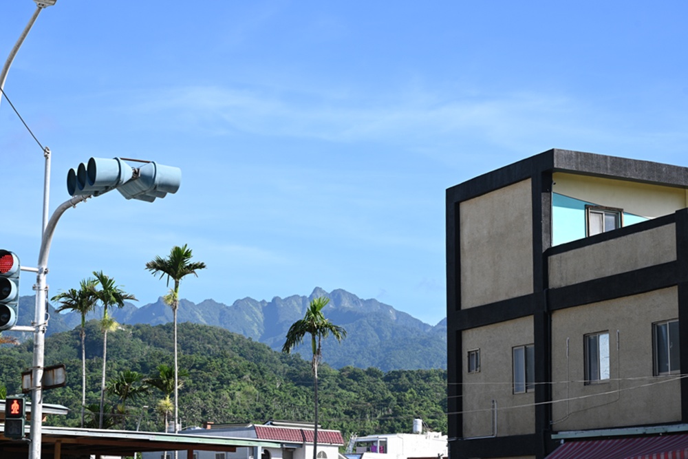 台東成功鎮 3天2夜小旅行｜日出、月光海、立槳SUP、賞鯨、在地海鮮美食與文化！