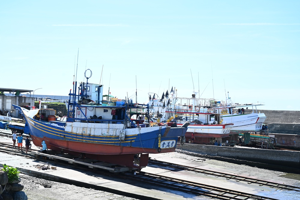 台東成功鎮 3天2夜小旅行｜日出、月光海、立槳SUP、賞鯨、在地海鮮美食與文化！