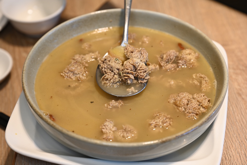 台東成功鎮 3天2夜小旅行｜日出、月光海、立槳SUP、賞鯨、在地海鮮美食與文化！