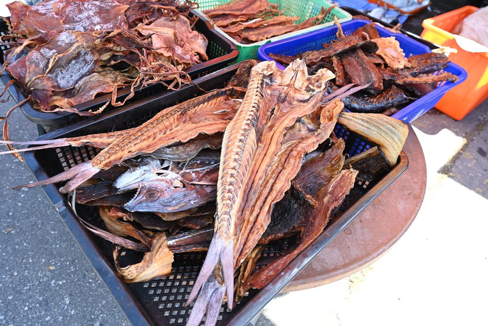 台東成功鎮 3天2夜小旅行｜日出、月光海、立槳SUP、賞鯨、在地海鮮美食與文化！