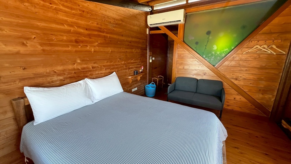 台東成功鎮 3天2夜小旅行｜日出、月光海、立槳SUP、賞鯨、在地海鮮美食與文化！