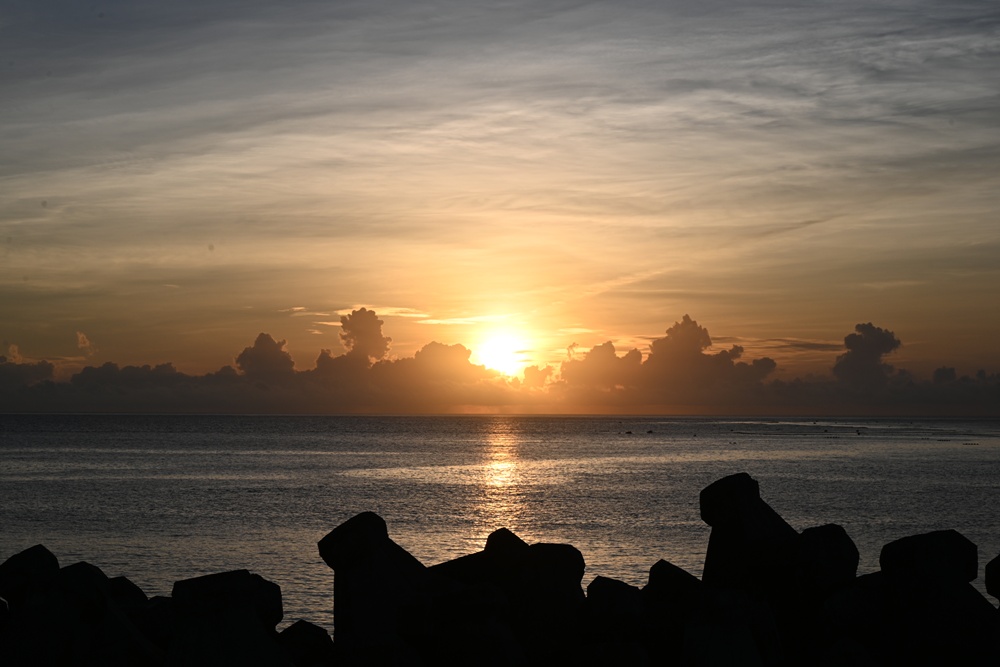 台東成功鎮 3天2夜小旅行｜日出、月光海、立槳SUP、賞鯨、在地海鮮美食與文化！