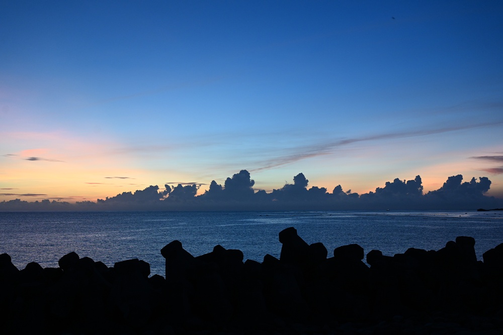 台東成功鎮 3天2夜小旅行｜日出、月光海、立槳SUP、賞鯨、在地海鮮美食與文化！