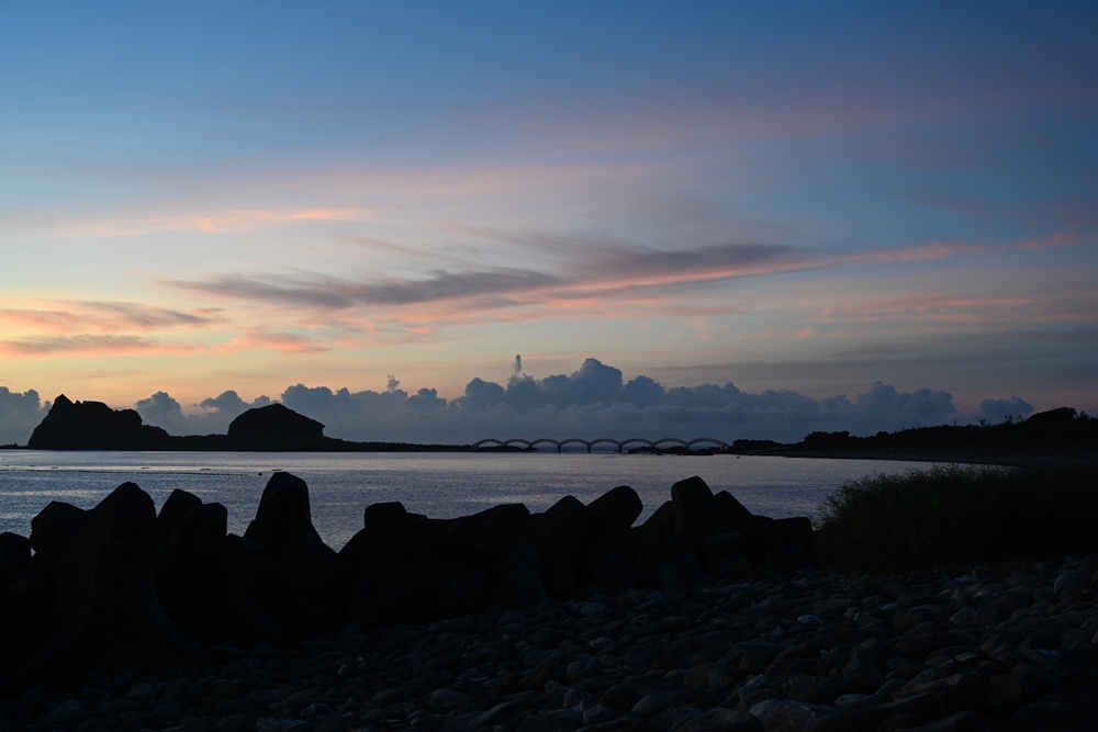台東成功鎮 3天2夜小旅行｜日出、月光海、立槳SUP、賞鯨、在地海鮮美食與文化！