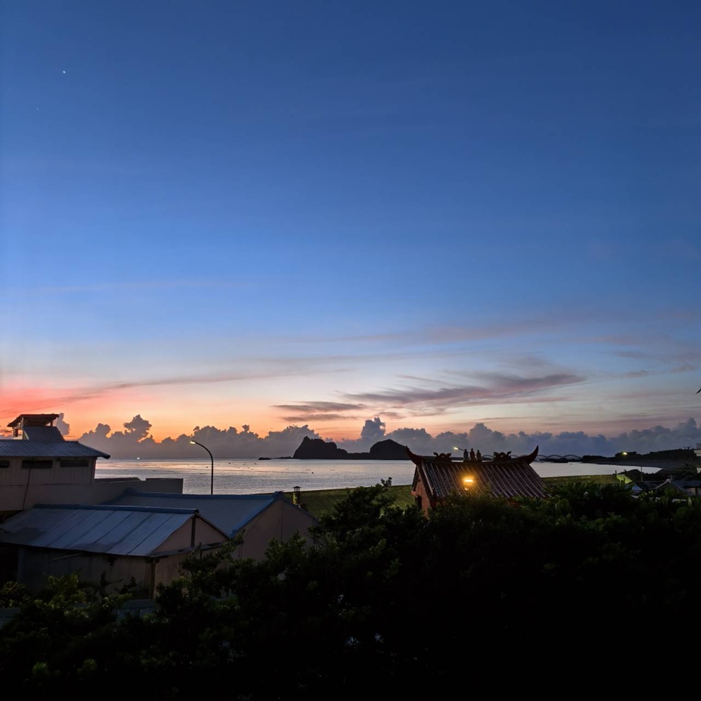 台東成功鎮 3天2夜小旅行｜日出、月光海、立槳SUP、賞鯨、在地海鮮美食與文化！