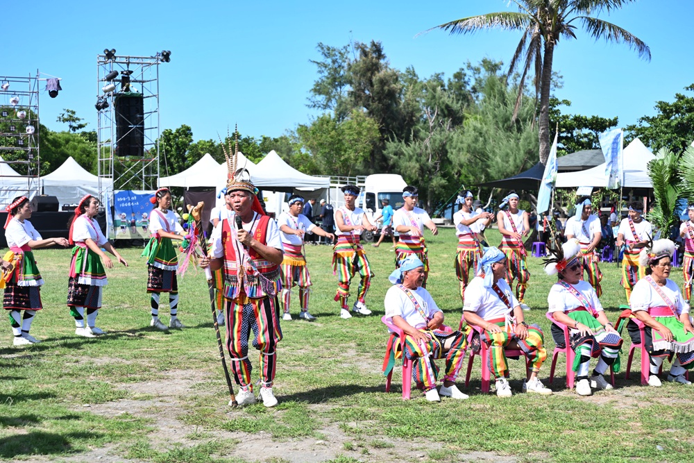 台東成功鎮 3天2夜小旅行｜日出、月光海、立槳SUP、賞鯨、在地海鮮美食與文化！