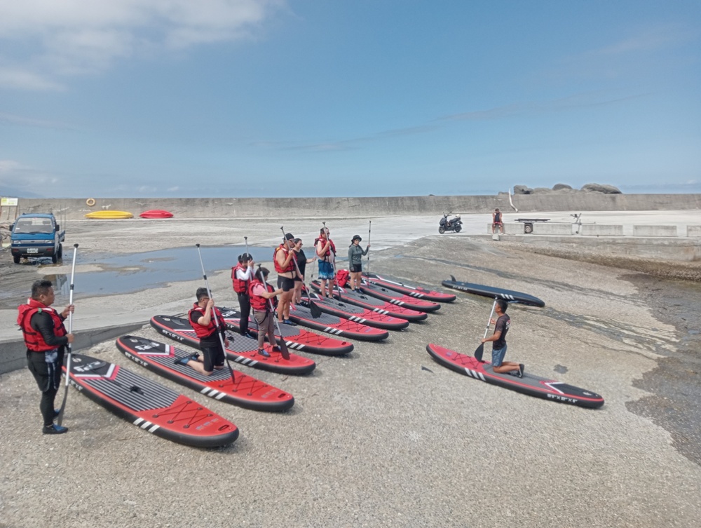 台東達魯岸獨木舟.立槳sup|立槳 SUP 初體驗、石雨傘奇岩與天然火山泥之旅! 台東達魯岸獨木舟.立槳sup|立槳 SUP 初體驗、石雨傘奇岩與天然火山泥之旅!