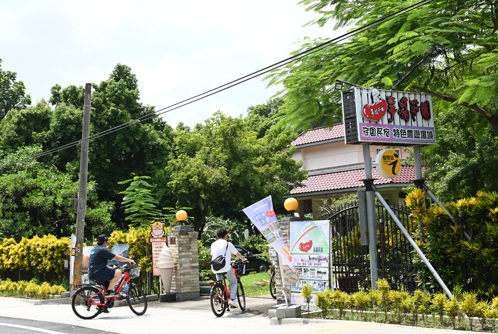屏東高樹二日遊｜電輔車漫遊大武山下，入住幸福莊園、石獅公文化、品味可可與鳳梨的甜美時光！