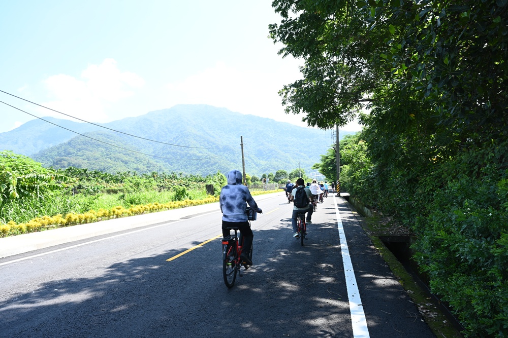 屏東高樹二日遊｜電輔車漫遊大武山下，入住幸福莊園、石獅公文化、品味可可與鳳梨的甜美時光！