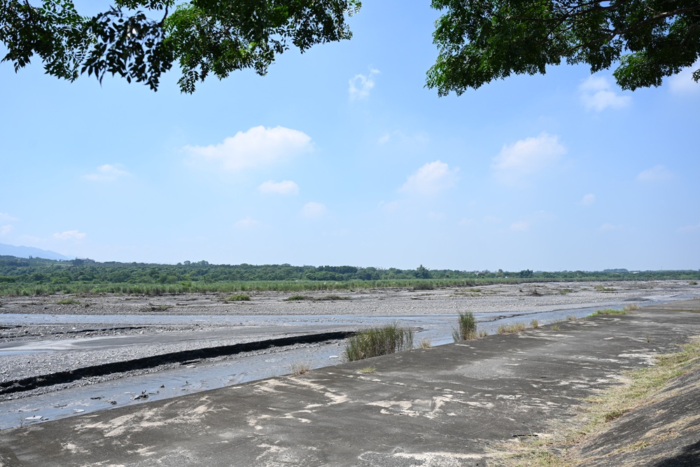 屏東高樹二日遊｜電輔車漫遊大武山下，入住幸福莊園、石獅公文化、品味可可與鳳梨的甜美時光！