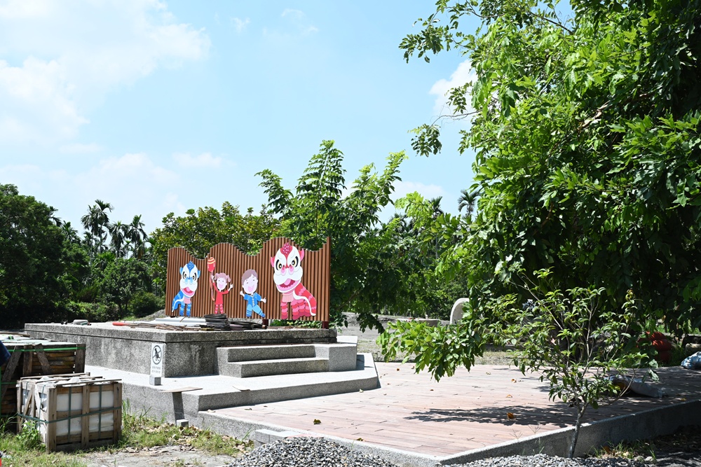 屏東高樹二日遊｜電輔車漫遊大武山下，入住幸福莊園、石獅公文化、品味可可與鳳梨的甜美時光！