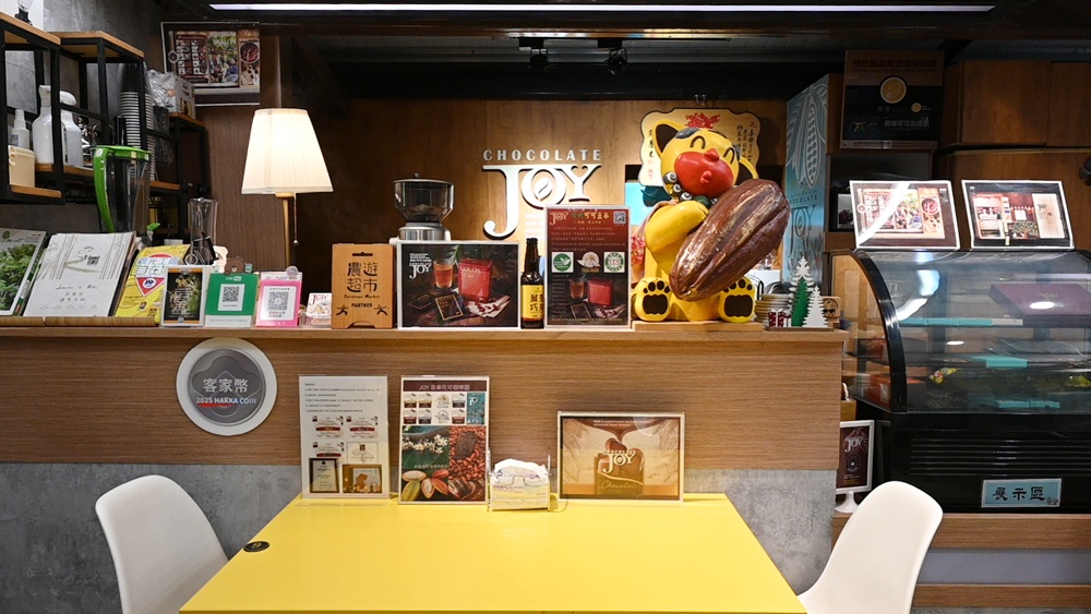 屏東高樹二日遊｜電輔車漫遊大武山下，入住幸福莊園、石獅公文化、品味可可與鳳梨的甜美時光！