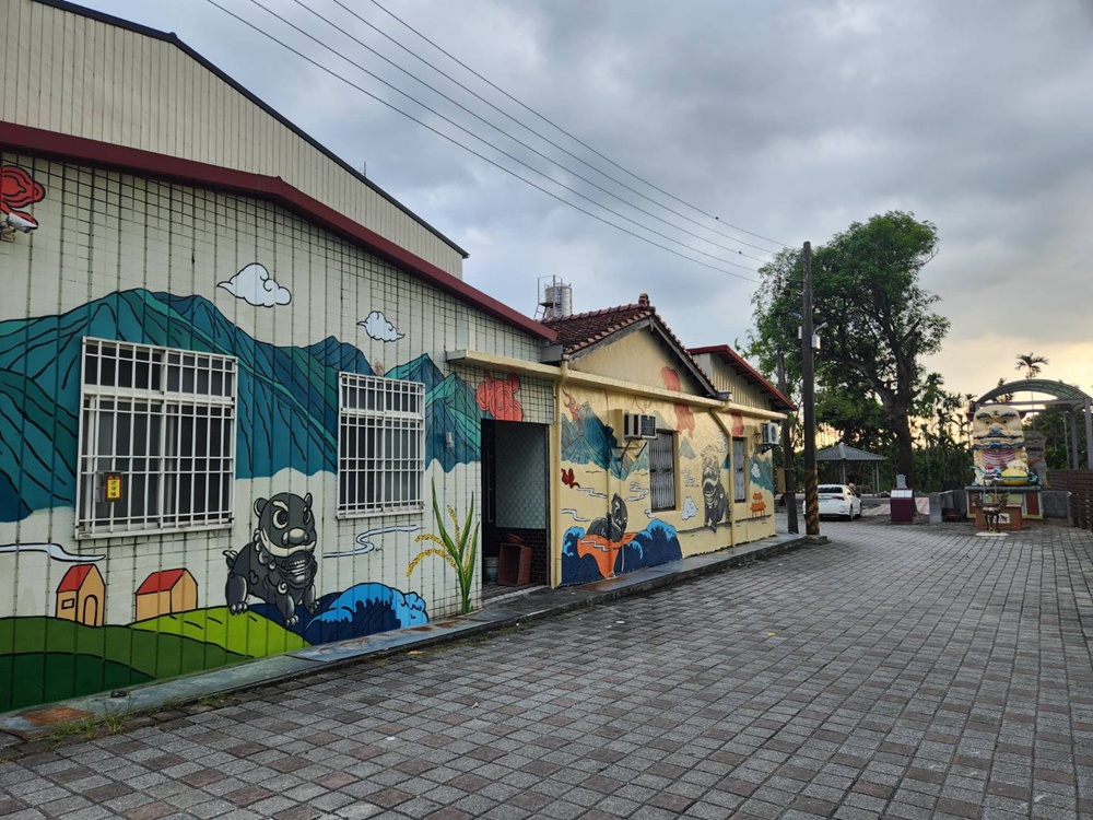 屏東高樹二日遊｜電輔車漫遊大武山下，入住幸福莊園、石獅公文化、品味可可與鳳梨的甜美時光！