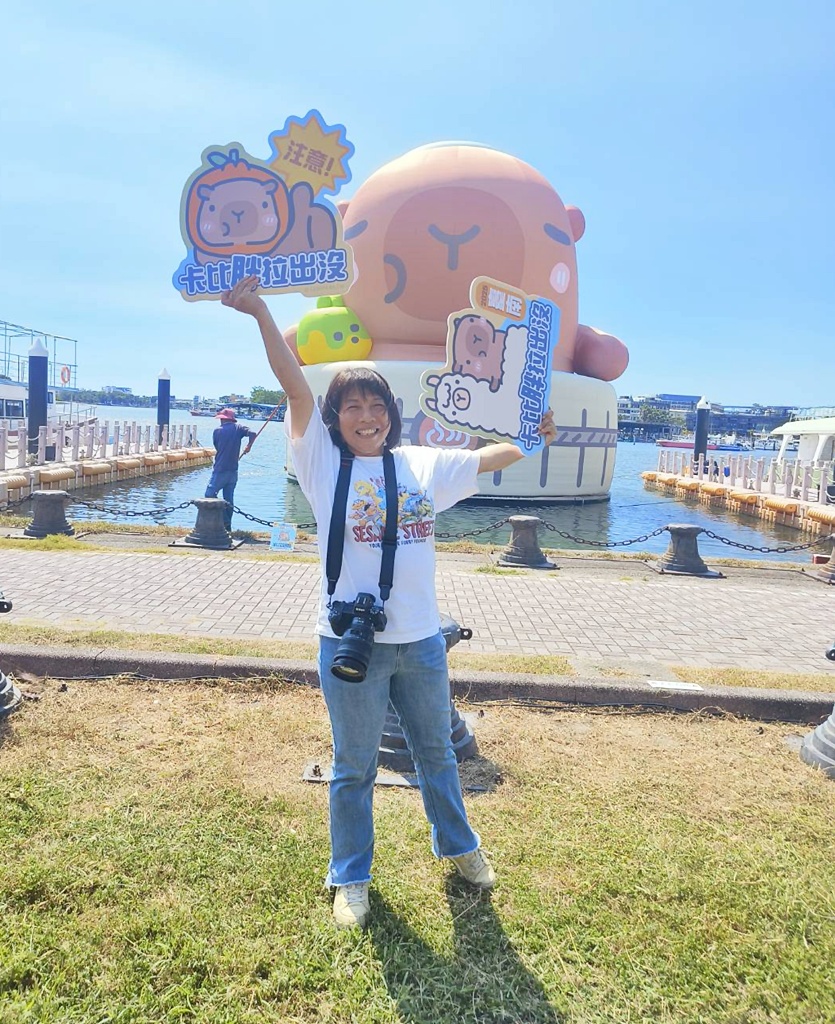 台南安平漁人碼頭｜12米「卡比胖拉」登場！超萌水豚裝置藝術、燈光秀、市集一次玩透透！