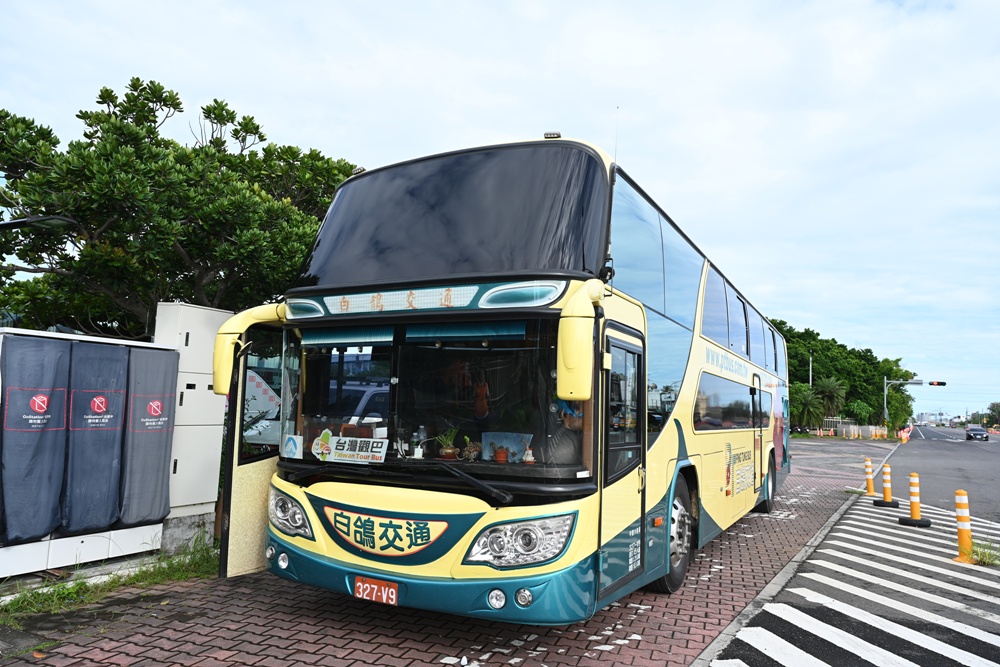 台灣觀巴｜恆春半島全島旅遊線一日遊、海生館、小白鯨、港口茶一次玩透透！
