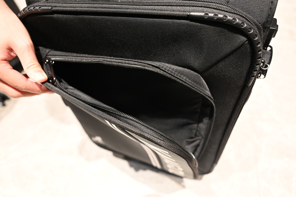 嘉義行李箱特賣會。嘉義in89豪華影城 加賀屋行李箱 全館990元起!前開式行李箱、鋁框箱、防潑水布箱、KANGOL、萬國行李箱、登機箱推薦! 嘉義行李箱特賣會。嘉義in89豪華影城 加賀屋行李箱 全館990元起!前開式行李箱、鋁框箱、防潑水布箱、KANGOL、萬國行李箱、登機箱推薦!