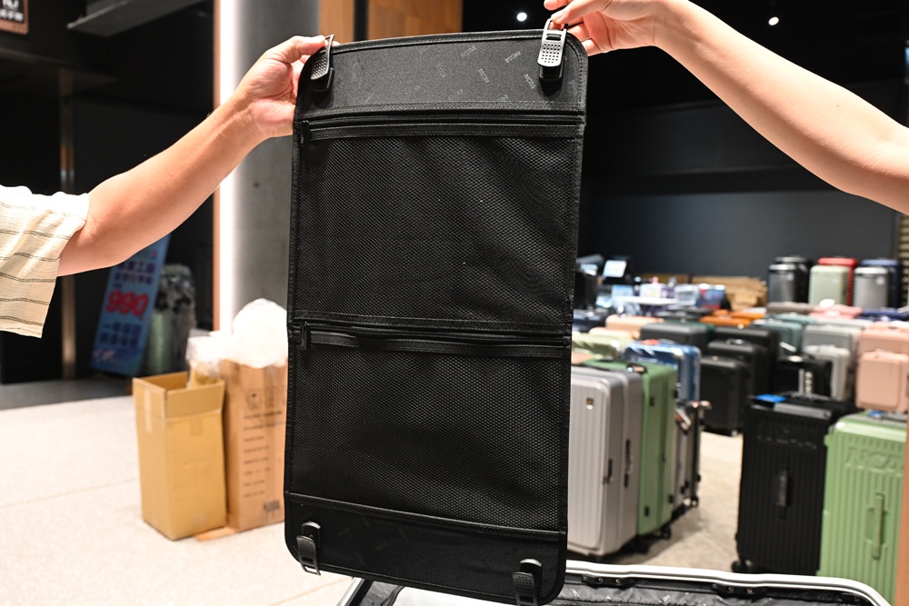 嘉義行李箱特賣會。嘉義in89豪華影城 加賀屋行李箱 全館990元起!前開式行李箱、鋁框箱、防潑水布箱、KANGOL、萬國行李箱、登機箱推薦! 嘉義行李箱特賣會。嘉義in89豪華影城 加賀屋行李箱 全館990元起!前開式行李箱、鋁框箱、防潑水布箱、KANGOL、萬國行李箱、登機箱推薦!