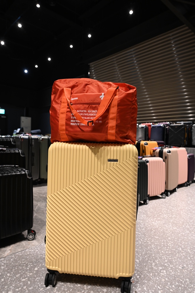 嘉義行李箱特賣會。嘉義in89豪華影城 加賀屋行李箱 全館990元起!前開式行李箱、鋁框箱、防潑水布箱、KANGOL、萬國行李箱、登機箱推薦! 嘉義行李箱特賣會。嘉義in89豪華影城 加賀屋行李箱 全館990元起!前開式行李箱、鋁框箱、防潑水布箱、KANGOL、萬國行李箱、登機箱推薦!