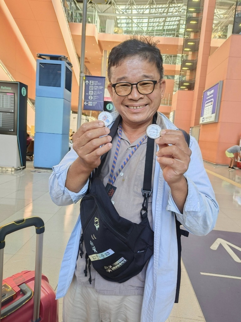 出國必備神器！飛譯通2.0 WiFi機 翻譯+網路分享 一次搞定！10月限時破盤價只要 $69/日！(🇯🇵 日本/🇰🇷 韓國)