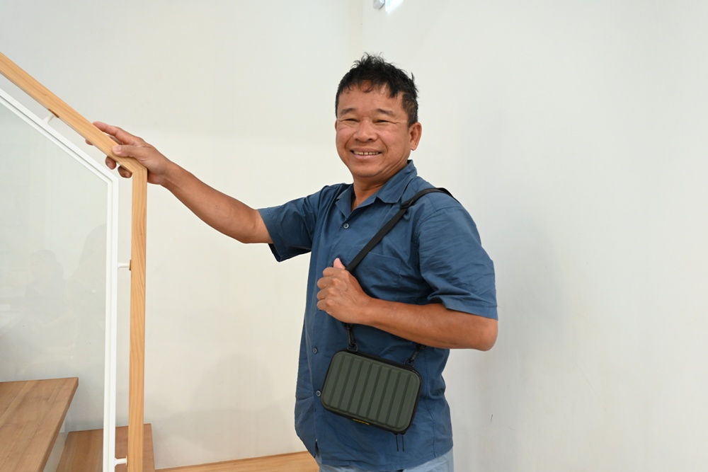 旅行好物推薦｜Travel Blue 藍旅 旅途有型禮盒 經典款 寧靜頸枕+親膚烤漆斜背包+全套舒眠配件