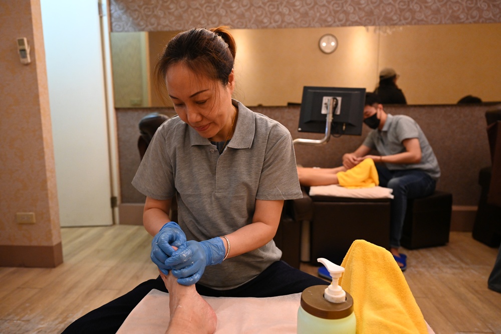 宜蘭礁溪足浴一條街 礁溪散策漫遊、15家養生館推薦！