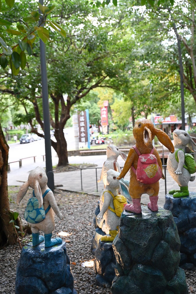 礁溪免費泡腳景點！礁溪轉運站、礁溪溫泉公園、幾米毛毛兔 裝置藝術拍照景點！