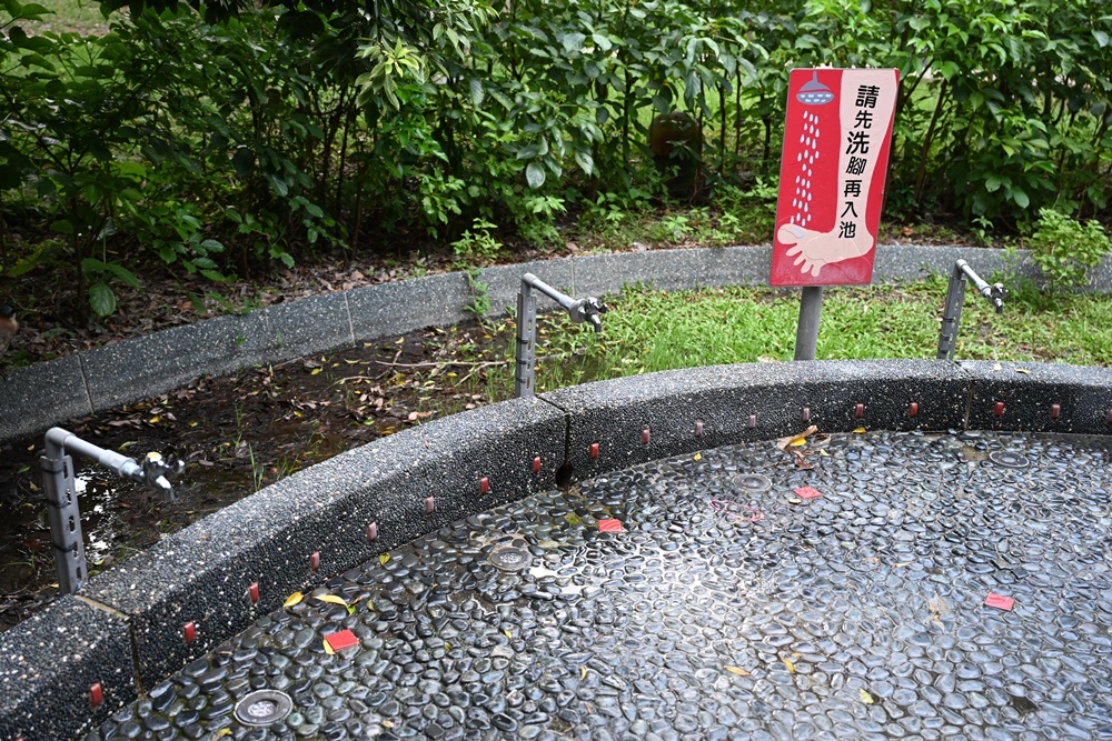 礁溪免費泡腳景點！礁溪轉運站、礁溪溫泉公園、幾米毛毛兔 裝置藝術拍照景點！