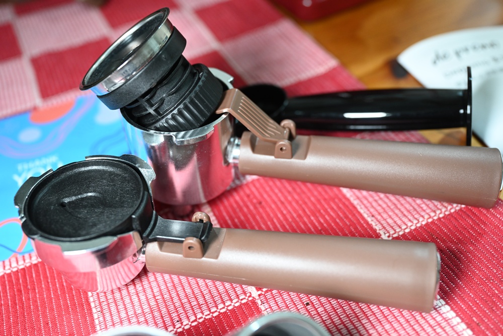 Osner 生活家電！DMO 復古義式雙膠囊咖啡機 在家輕鬆沖出咖啡廳級美味！美式、義式、雙膠囊、奶泡 一機完成！