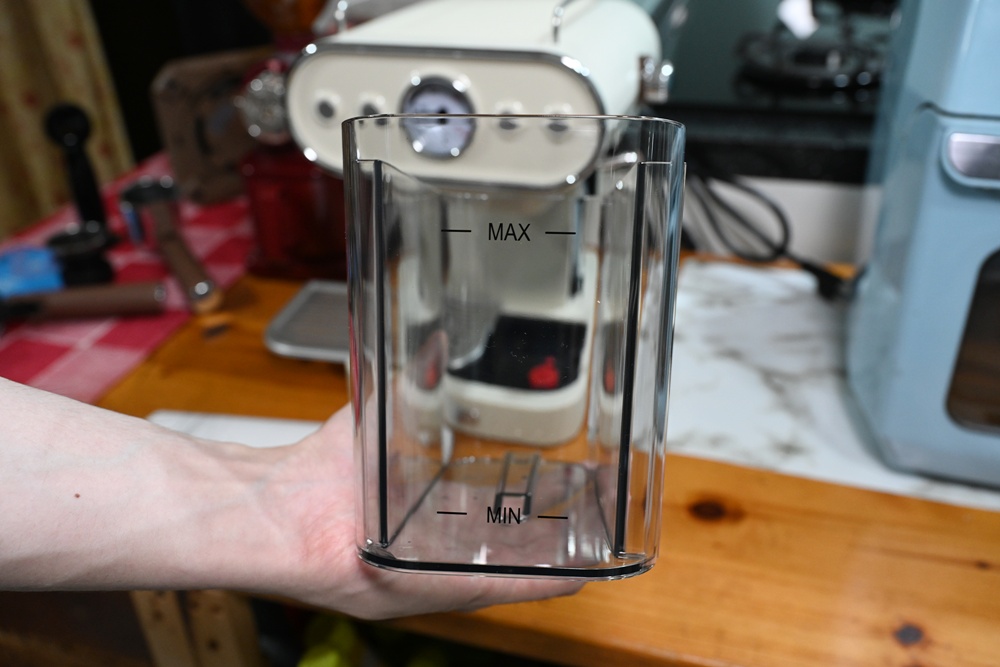 Osner 生活家電！DMO 復古義式雙膠囊咖啡機 在家輕鬆沖出咖啡廳級美味！美式、義式、雙膠囊、奶泡 一機完成！