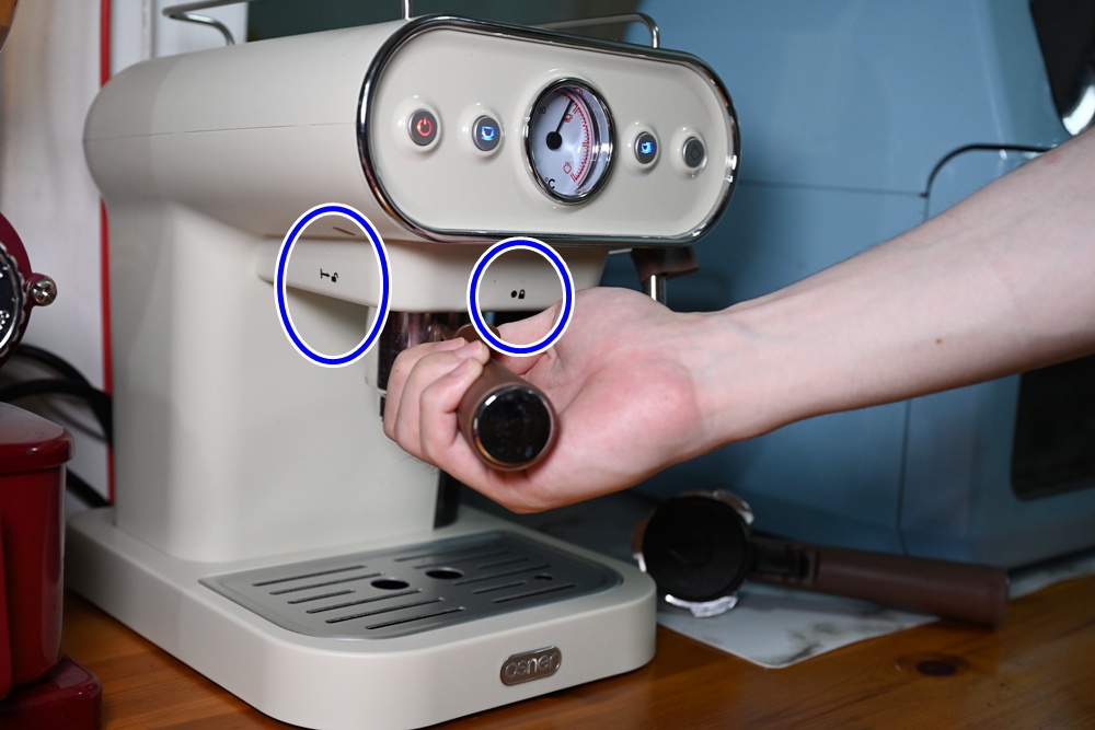 Osner 生活家電！DMO 復古義式雙膠囊咖啡機 在家輕鬆沖出咖啡廳級美味！美式、義式、雙膠囊、奶泡 一機完成！