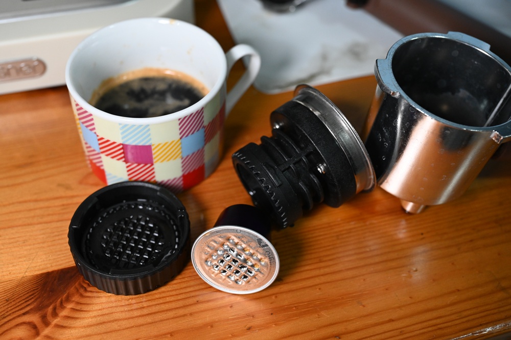 Osner 生活家電！DMO 復古義式雙膠囊咖啡機 在家輕鬆沖出咖啡廳級美味！美式、義式、雙膠囊、奶泡 一機完成！