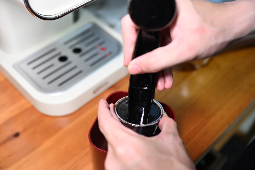 Osner 生活家電！DMO 復古義式雙膠囊咖啡機 在家輕鬆沖出咖啡廳級美味！美式、義式、雙膠囊、奶泡 一機完成！