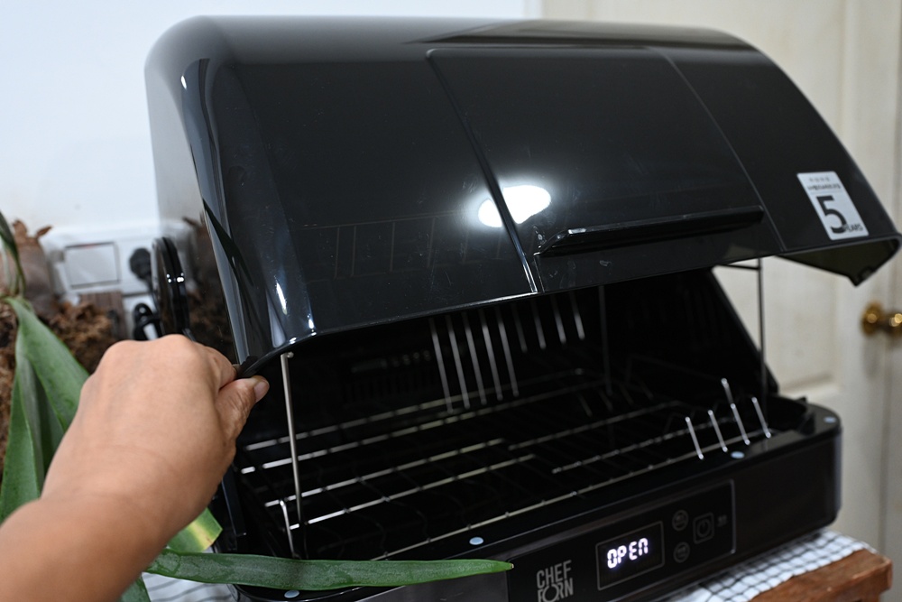 CHEFBORN韓國天廚 Clearshae65 Pro 紫外線殺菌奶瓶烘碗機 餐具、菜刀、奶瓶殺菌更安心、嬰幼兒家庭推薦！