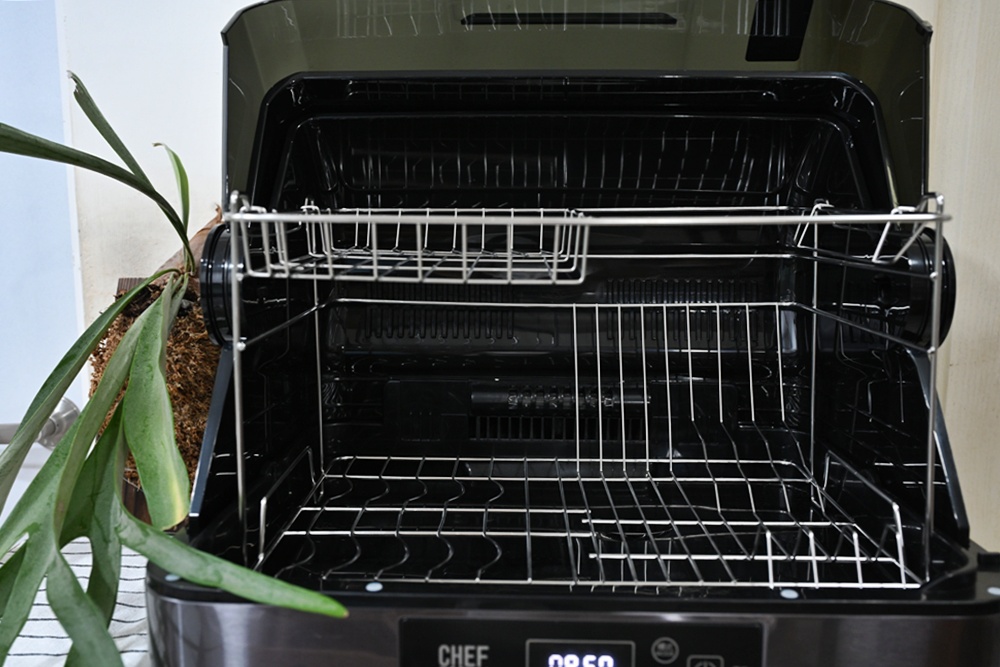 CHEFBORN韓國天廚 Clearshae65 Pro 紫外線殺菌奶瓶烘碗機 餐具、菜刀、奶瓶殺菌更安心、嬰幼兒家庭推薦！