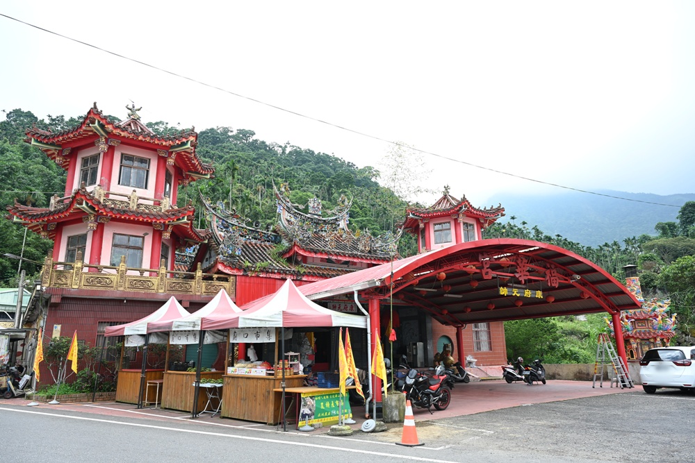 雲林古坑美食推薦！華山小吃 苦茶油雞、古坑咖啡入菜 融合在地特色風味！