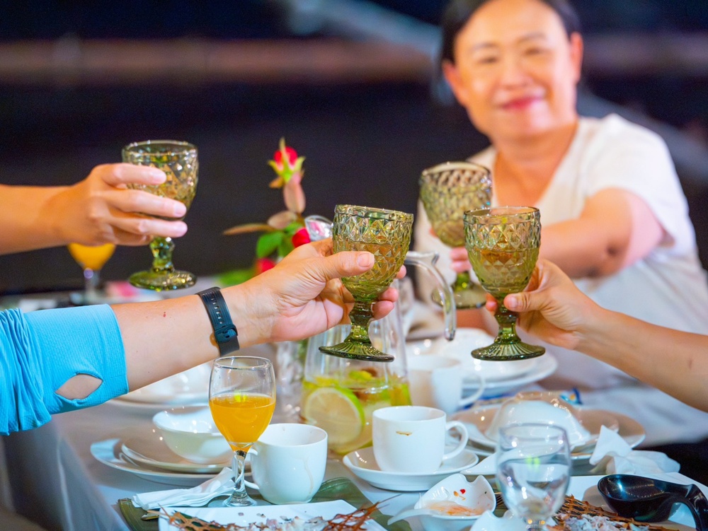 2025一見雙雕藝術季！首創鹽田白金餐桌 鹽工相聚共饗光影盛宴、井仔腳瓦盤鹽田盛大登場！